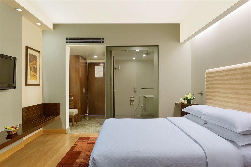 Four Points By Sheraton Jaipur, City Square Εξωτερικό φωτογραφία