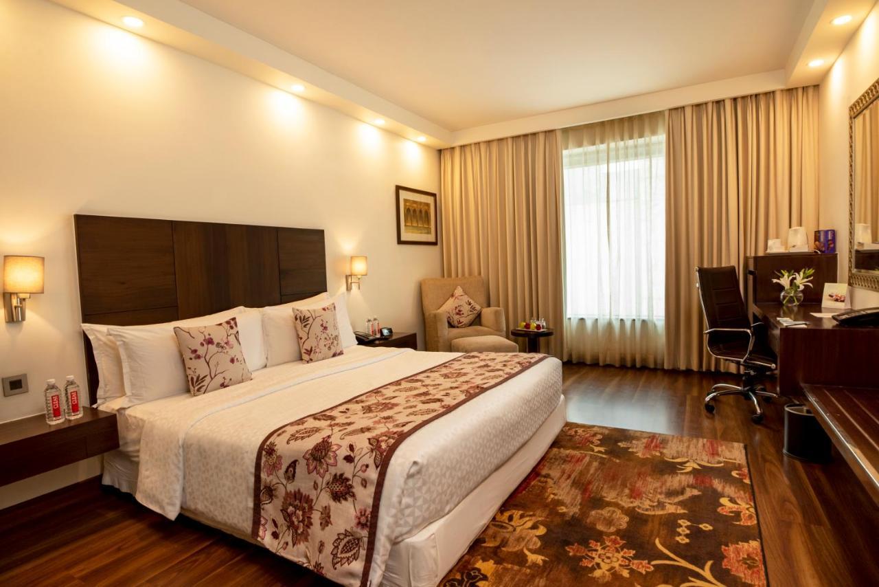 Four Points By Sheraton Jaipur, City Square Εξωτερικό φωτογραφία