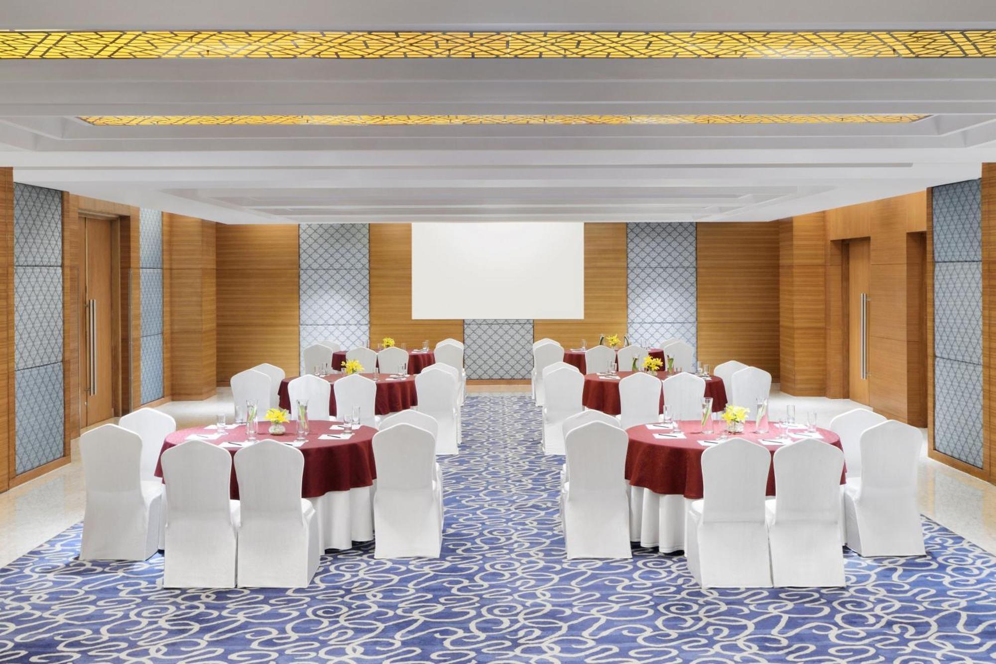 Four Points By Sheraton Jaipur, City Square Εξωτερικό φωτογραφία