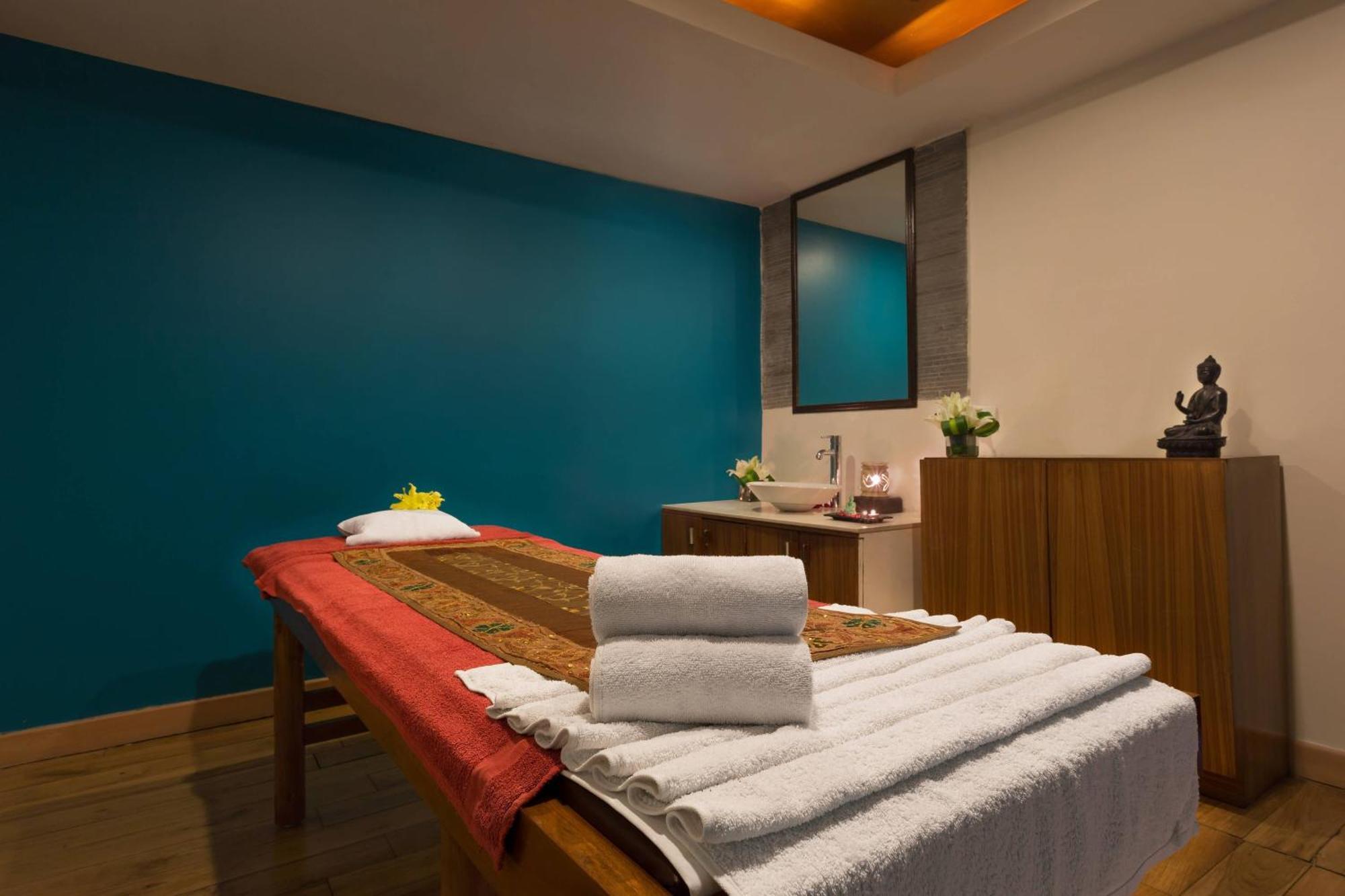 Four Points By Sheraton Jaipur, City Square Εξωτερικό φωτογραφία
