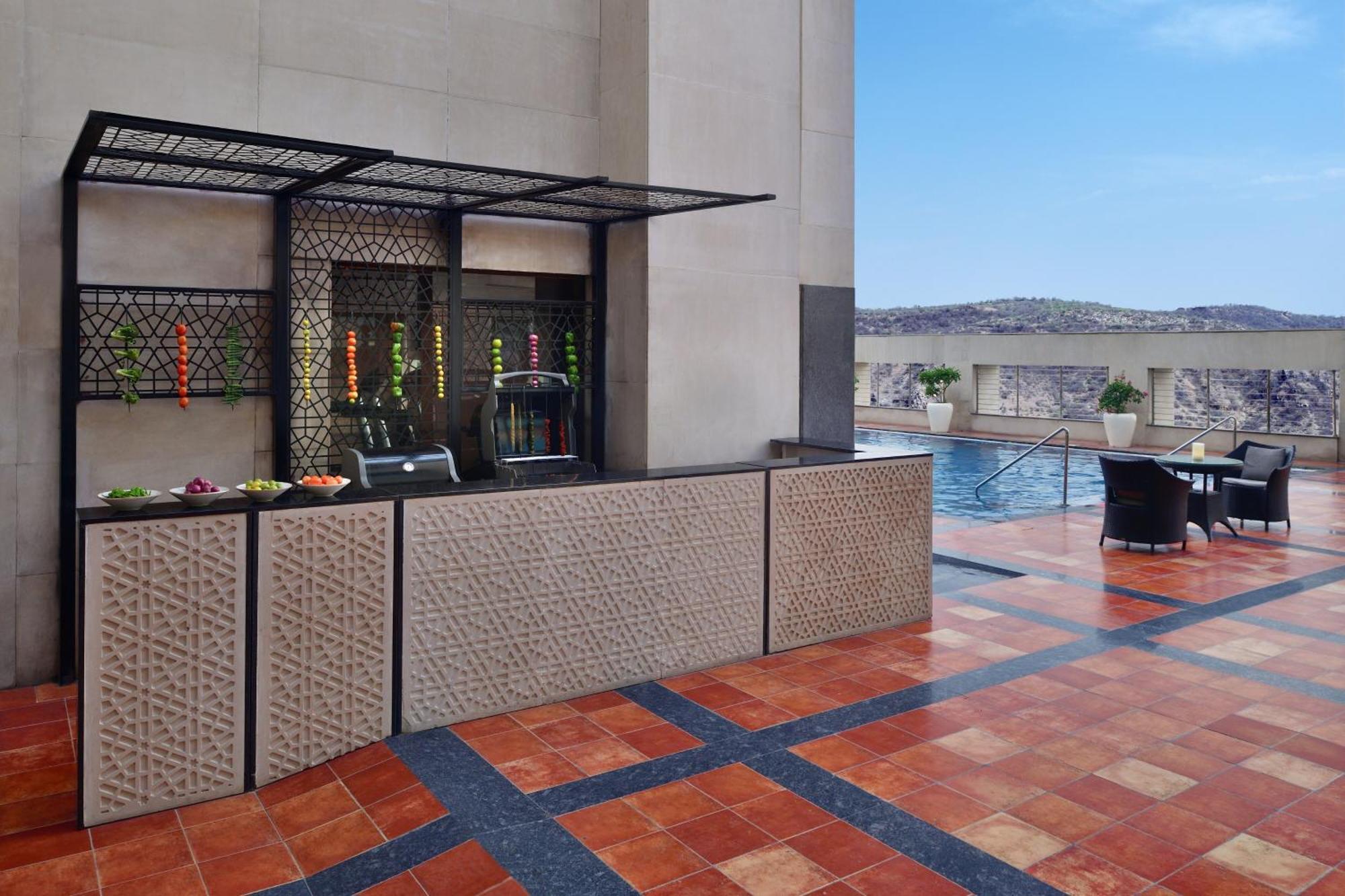 Four Points By Sheraton Jaipur, City Square Εξωτερικό φωτογραφία