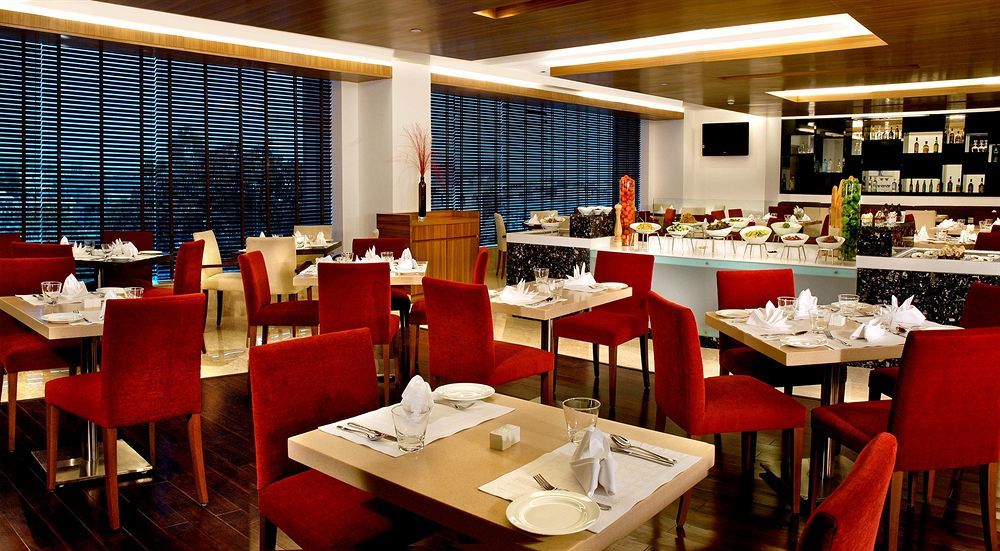 Four Points By Sheraton Jaipur, City Square Εξωτερικό φωτογραφία